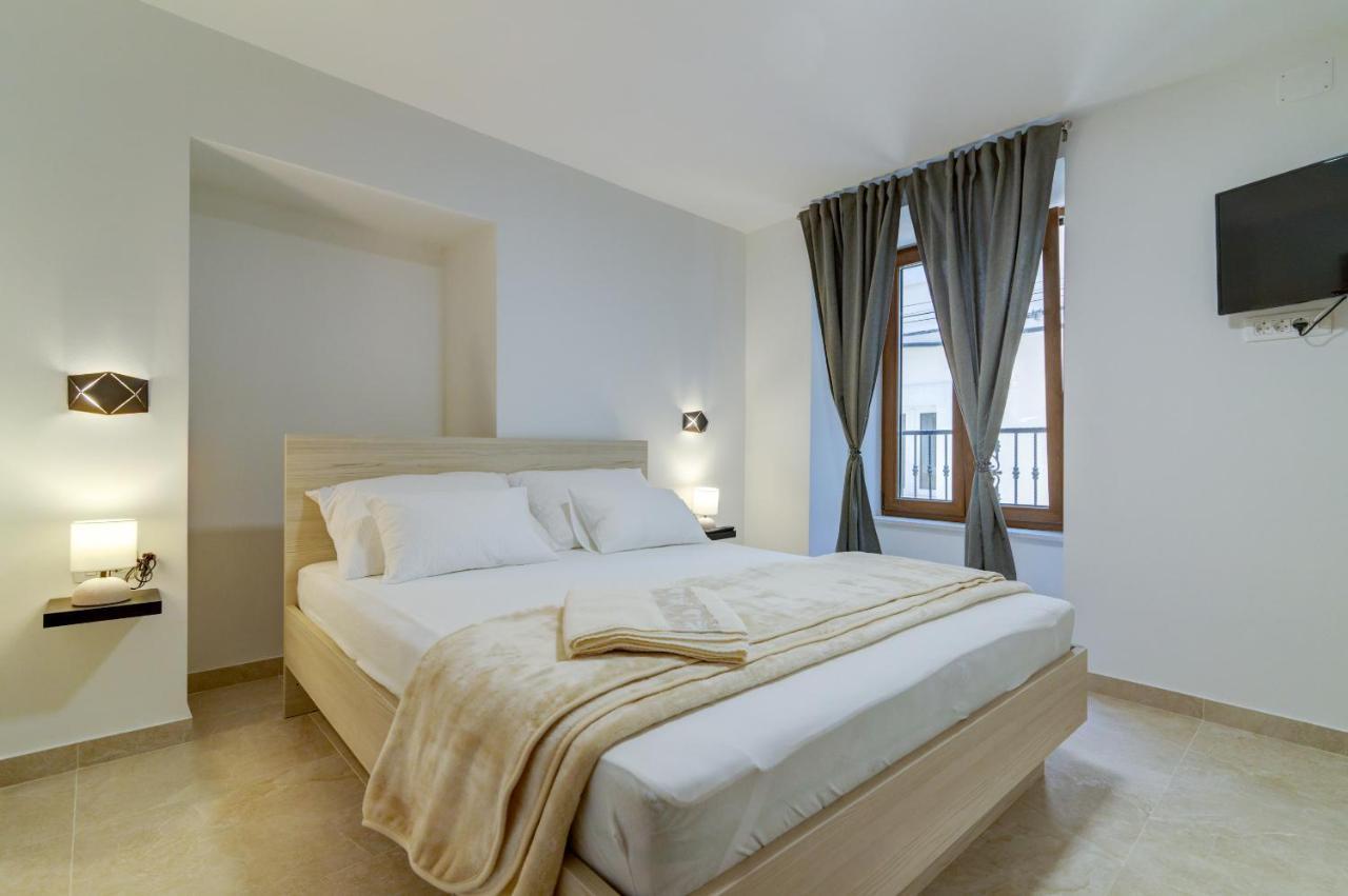 Ferienwohnung Rote Zora Senj  Exterior foto
