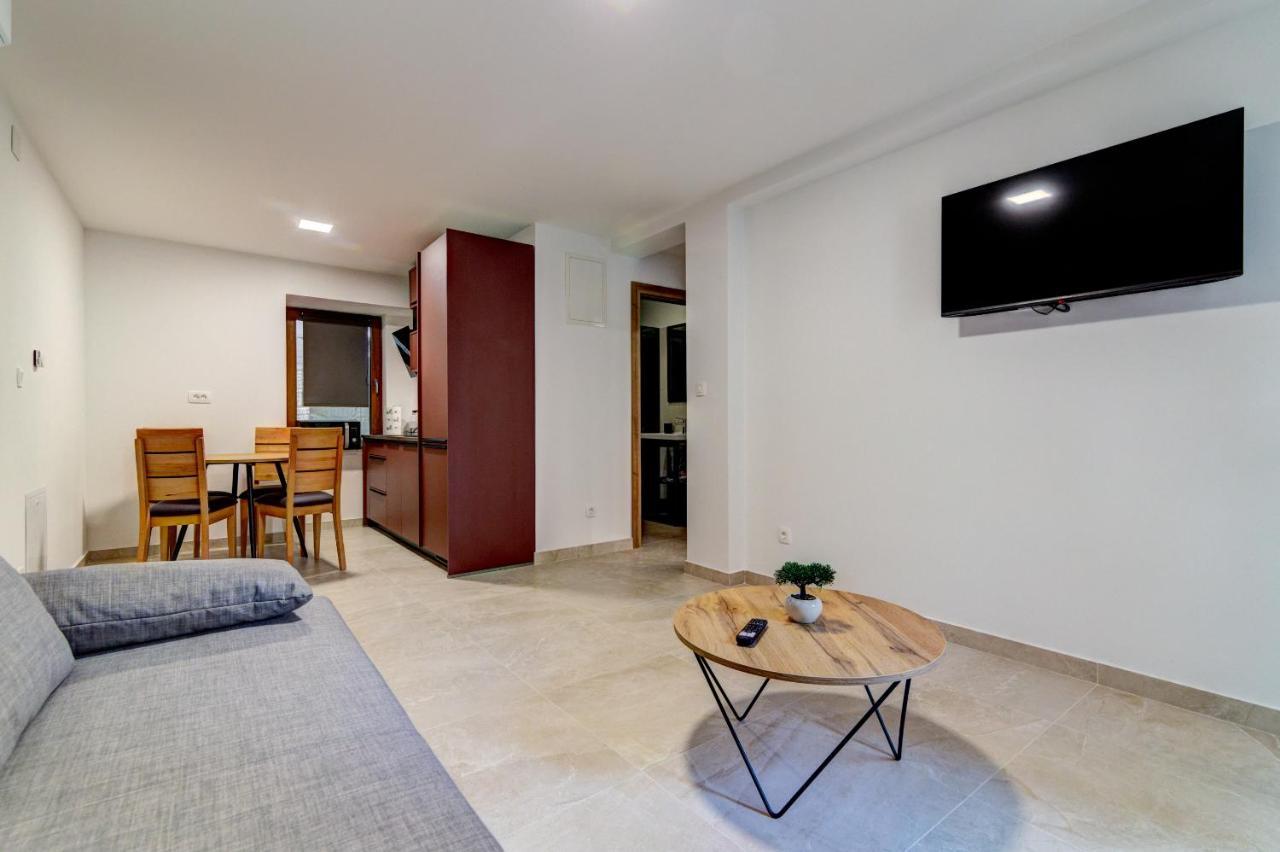 Ferienwohnung Rote Zora Senj  Exterior foto