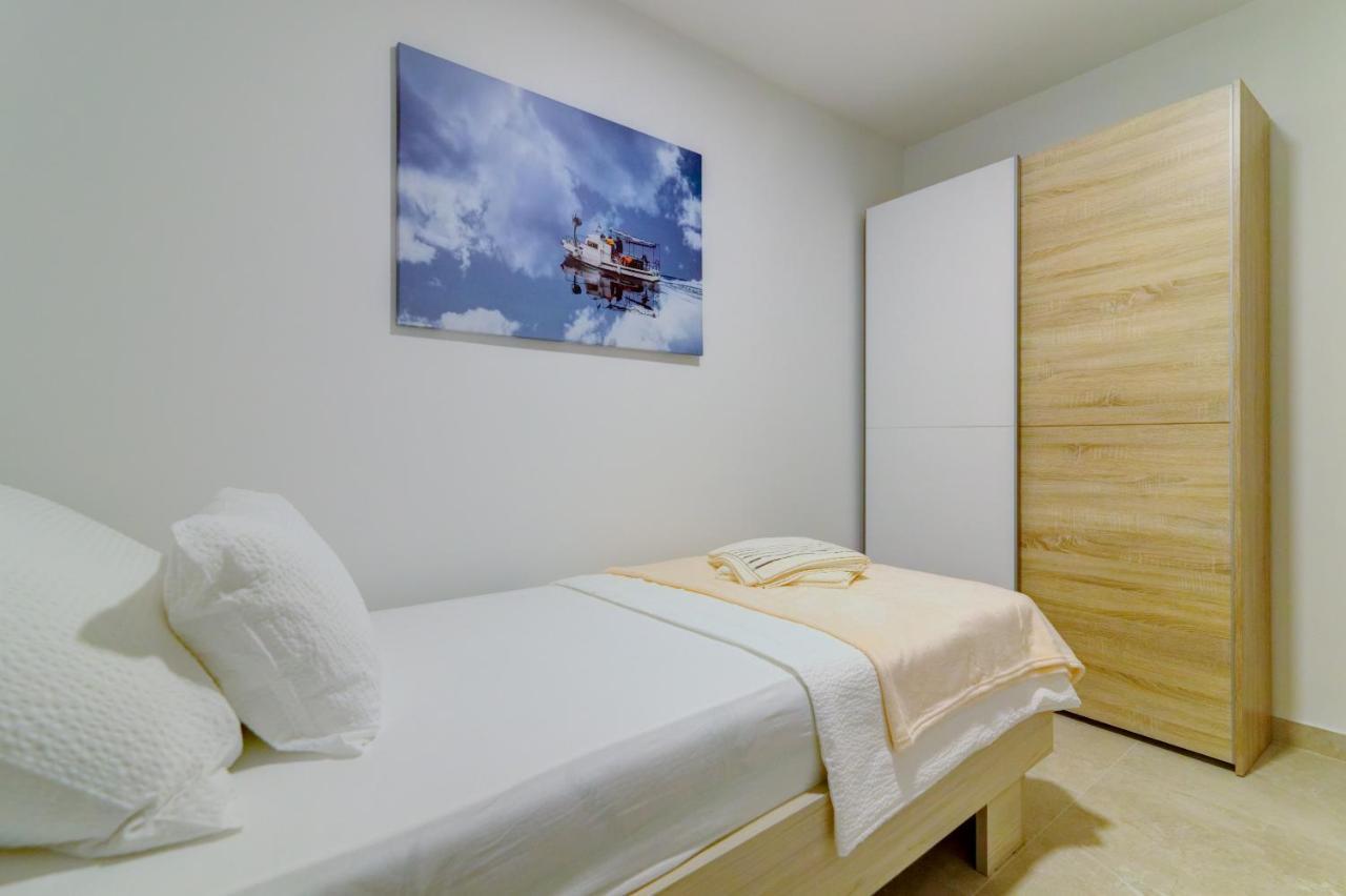 Ferienwohnung Rote Zora Senj  Exterior foto