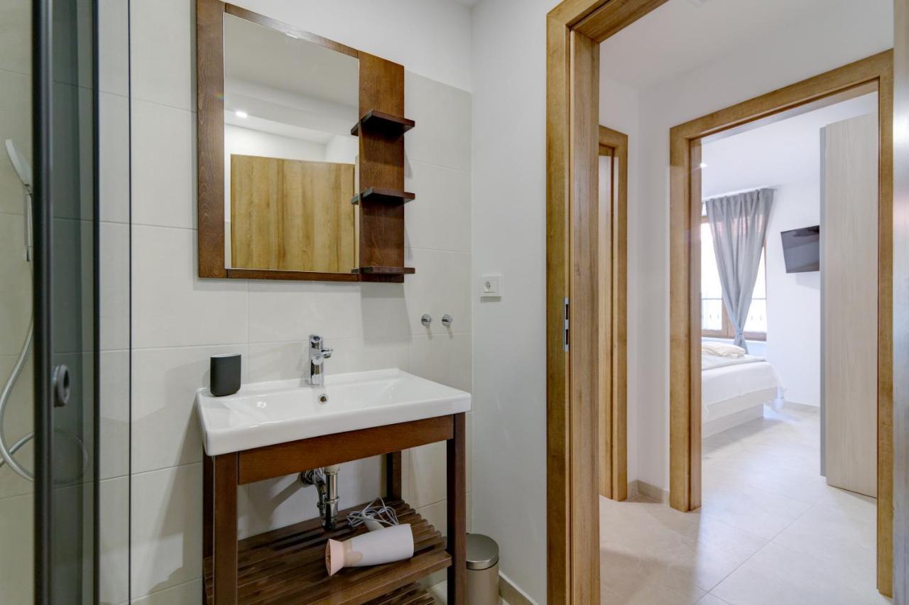 Ferienwohnung Rote Zora Senj  Exterior foto
