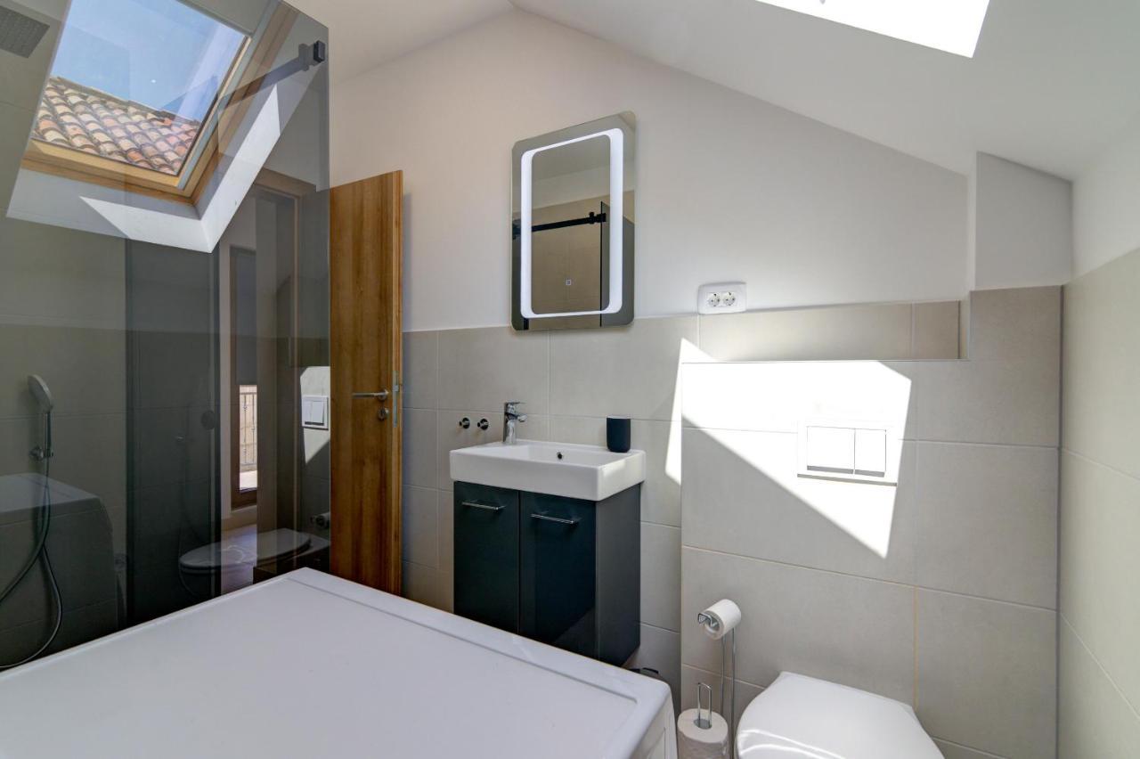 Ferienwohnung Rote Zora Senj  Exterior foto